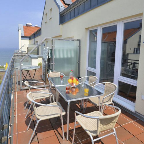 Balkon mit Meerblick in gehobener Ferienwohnung Admiral auf Wangerooge